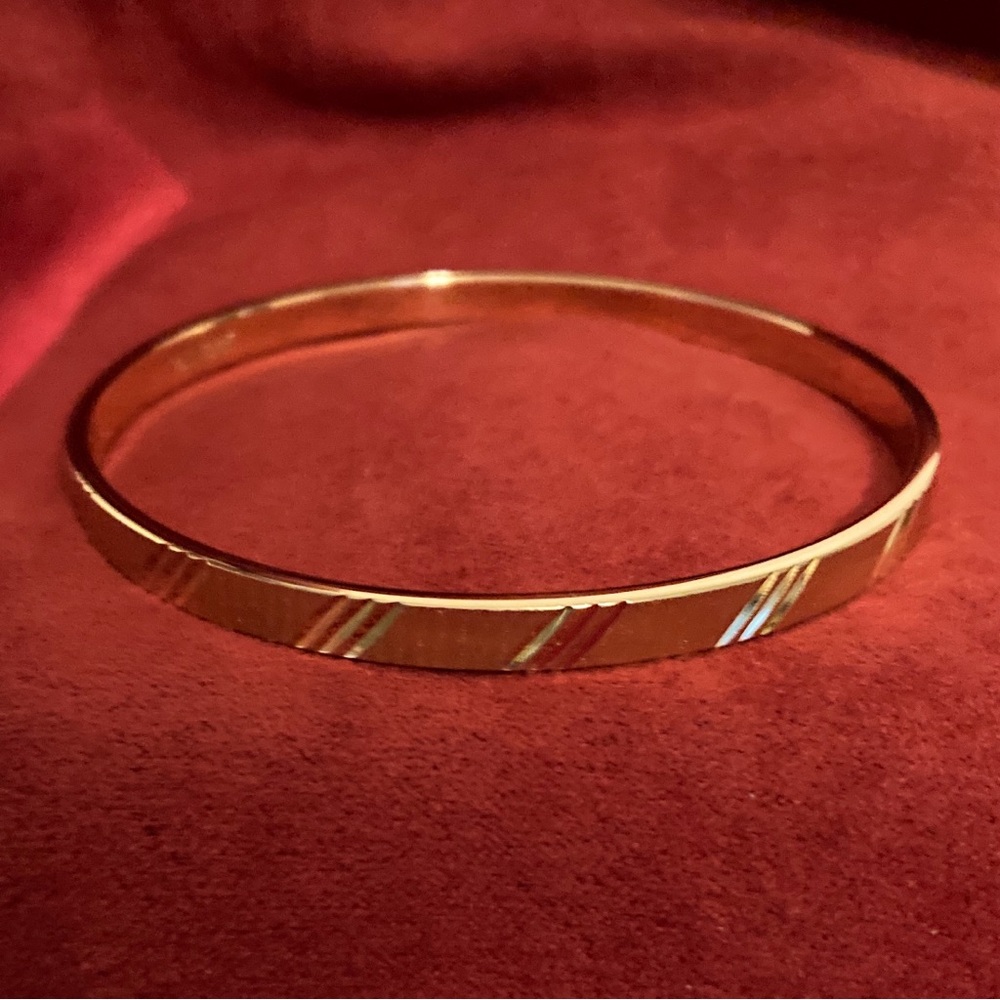 EVOKE Vintage Gold Tone Bangle Bracelet Brushed Textured Design